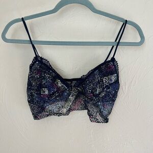 Victoria’s Secret blue lace bralette size M
